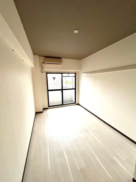 物件内観写真12　(居室)