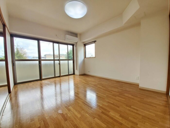 物件内観写真13　(居室)