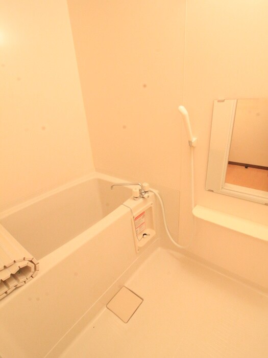 物件内観写真13　(バス／シャワールーム等)