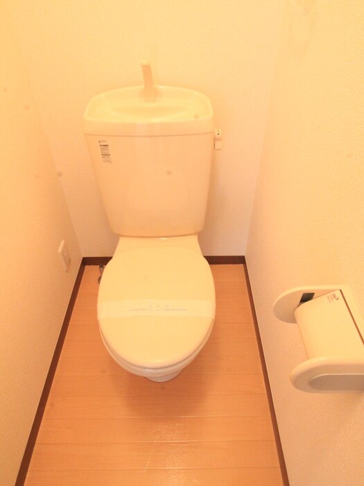 物件内観写真14　(トイレ)