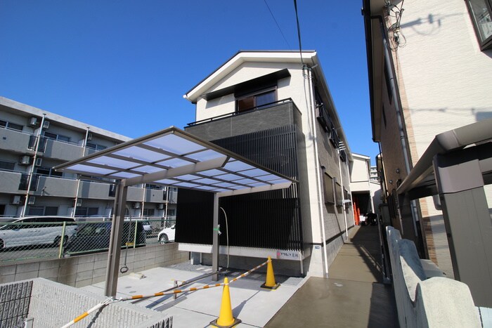 物件外観写真1　(外観写真)