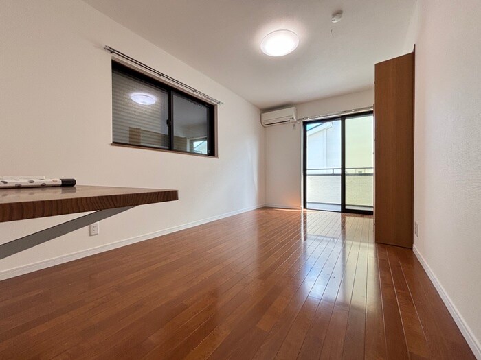 物件内観写真13　(居室)