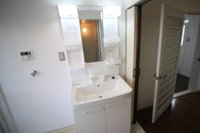 物件内観写真12　(洗面)