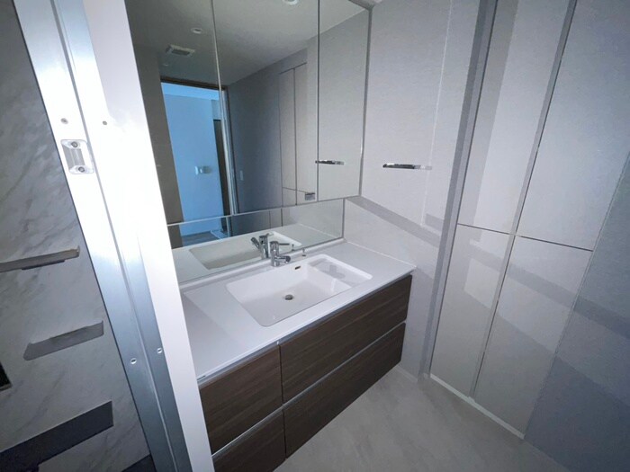 物件内観写真11　(洗面)