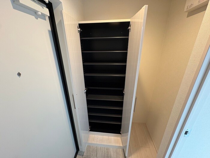 物件内観写真18　(靴箱)