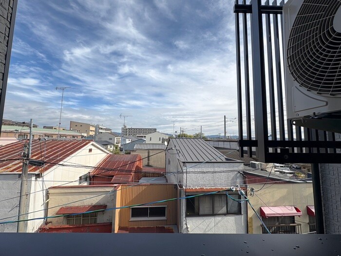 物件内観写真20　(室内からの展望)