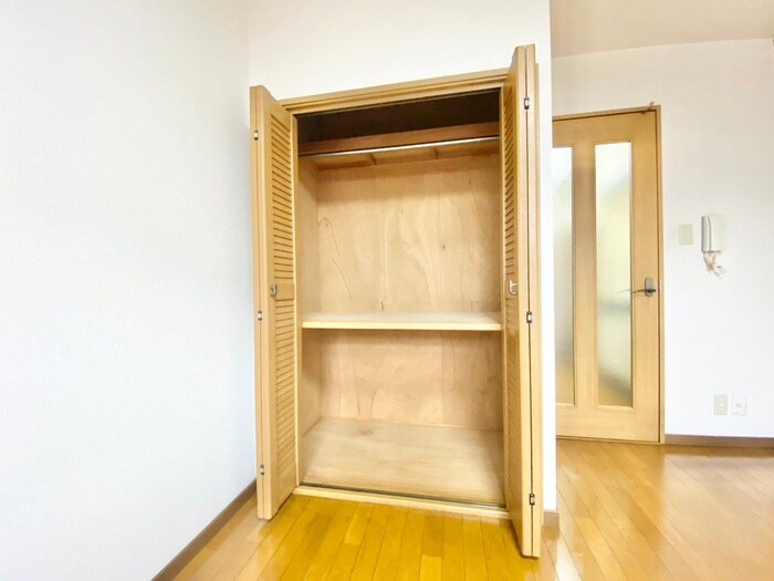 物件内観写真13　(収納)