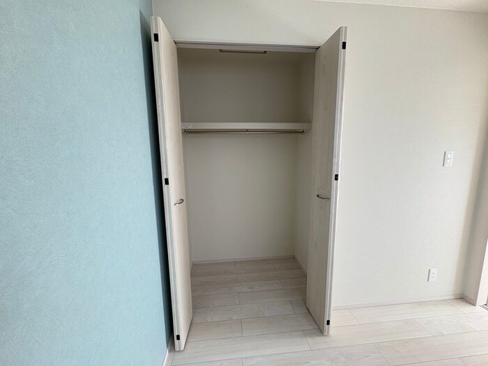 物件内観写真12　(収納)