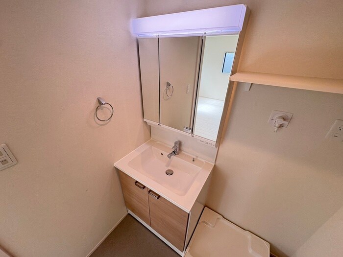 物件内観写真12　(洗面)