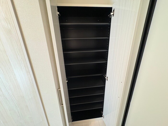 物件内観写真17　(靴箱)