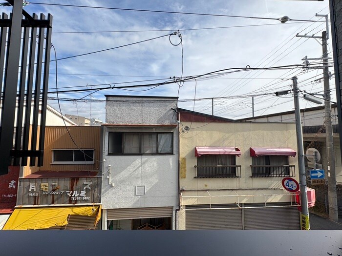 物件内観写真20　(室内からの展望)