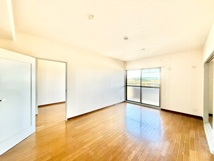 物件内観写真8　(居室)