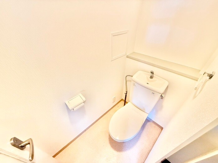 物件内観写真12　(トイレ)