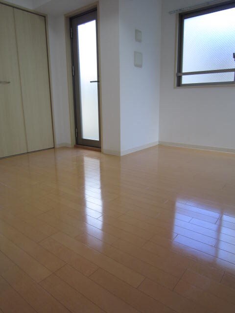 物件内観写真10　(ベランダ・バルコニー)