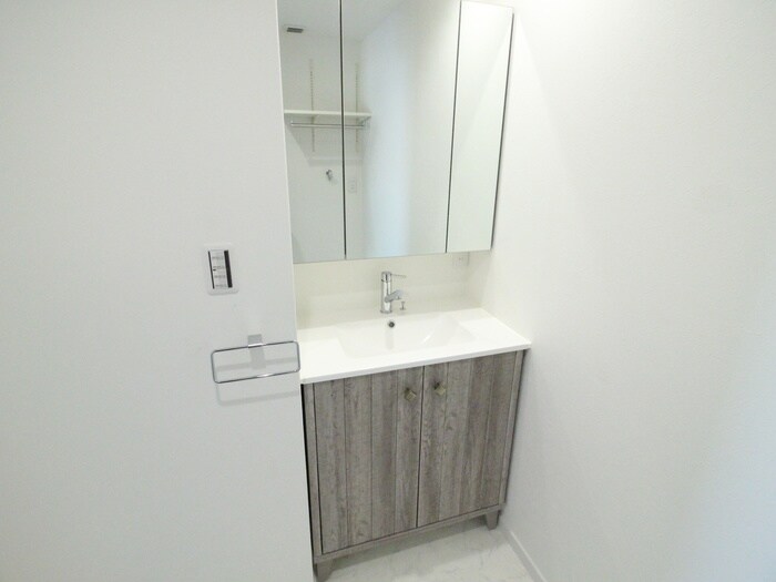 物件内観写真15　(洗面)