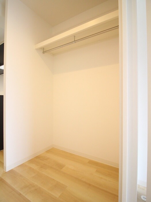 物件内観写真11　(収納)