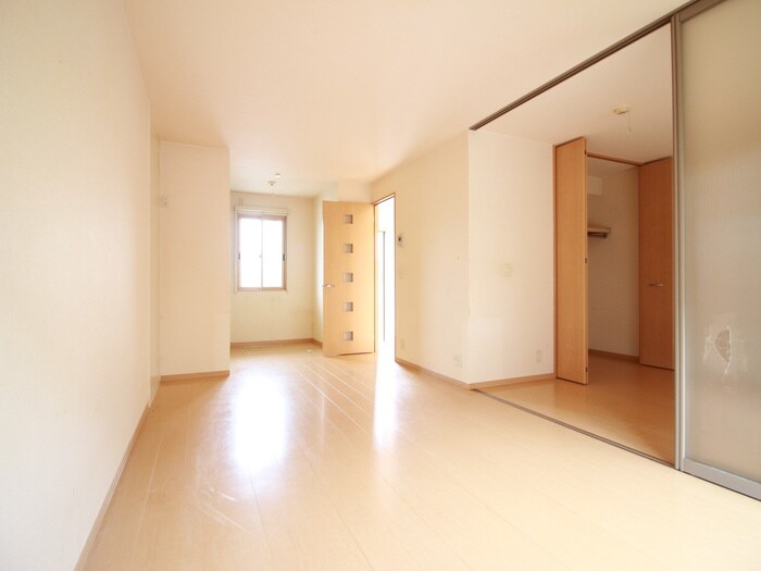 物件内観写真8　(居室)