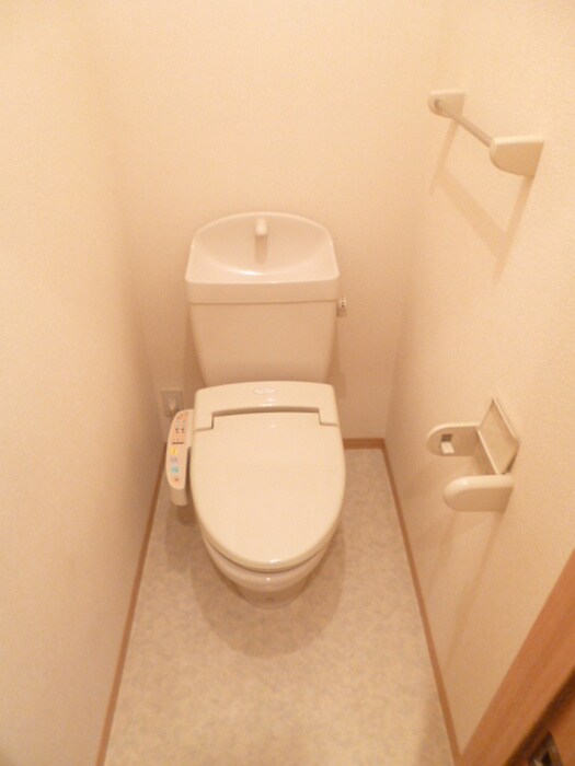 物件内観写真15　(トイレ)