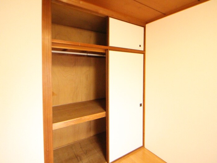 物件内観写真12　(収納)