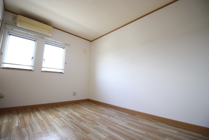 物件内観写真18　(居室)