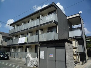 レオパレス高浜外観写真