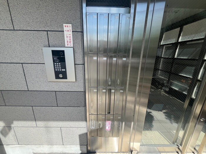 物件外観写真6　(建物設備)