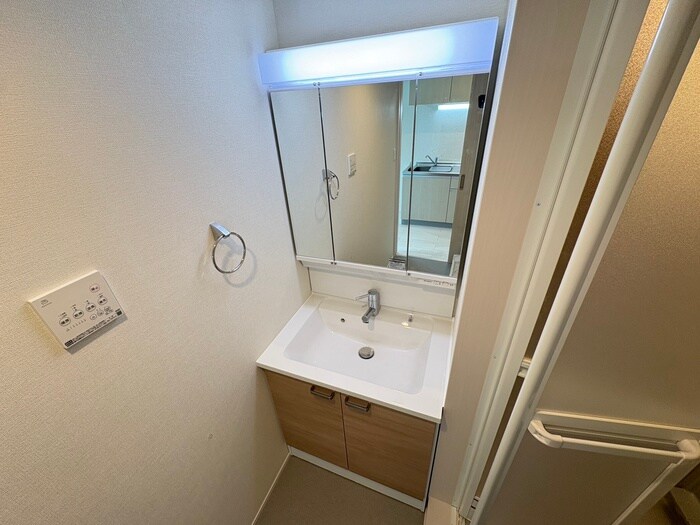 物件内観写真14　(洗面)