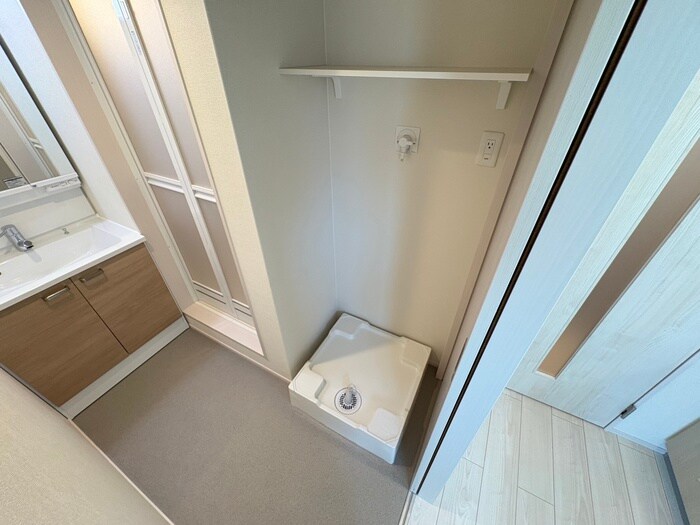 物件内観写真17　(洗濯機置場)