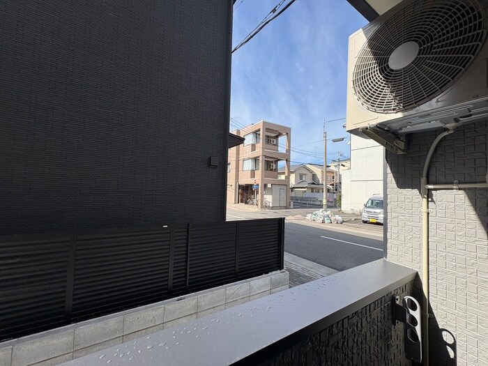 物件内観写真20　(室内からの展望)