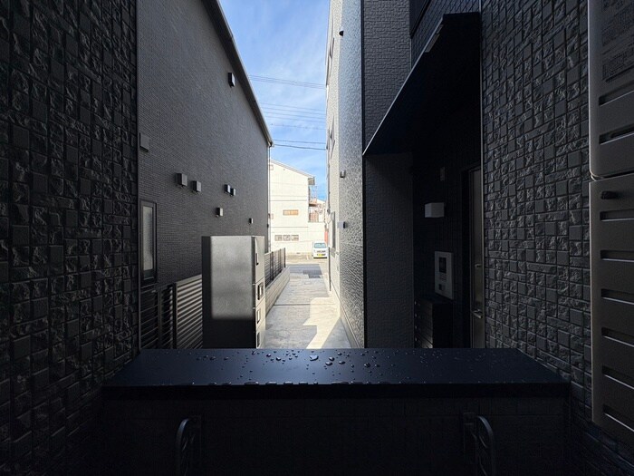 物件内観写真20　(室内からの展望)