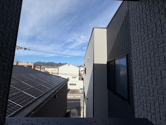 物件内観写真20　(室内からの展望)