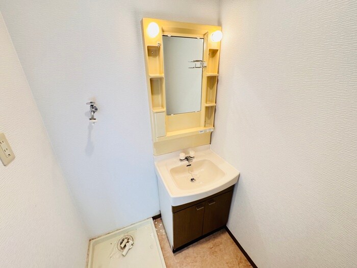 物件内観写真12　(洗面)