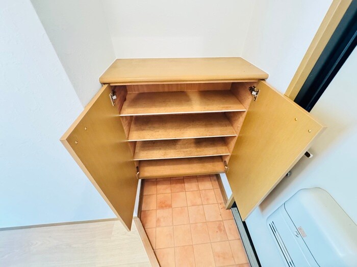 物件内観写真16　(靴箱)