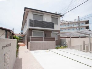 シャーメゾン東二見外観写真