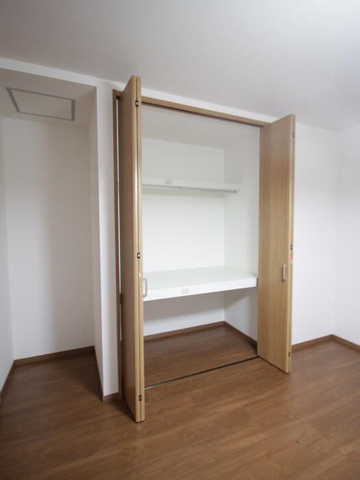 物件内観写真11　(収納)