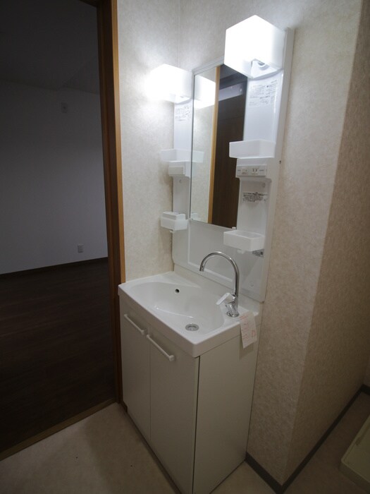 物件内観写真12　(洗面)