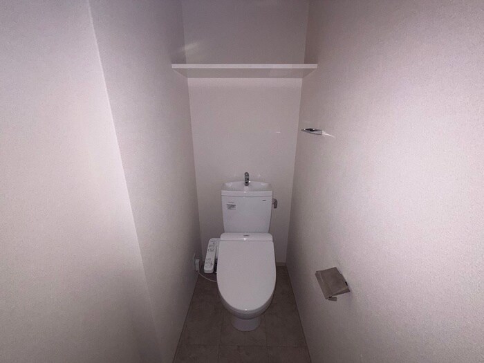 物件内観写真11　(トイレ)