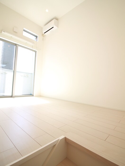 物件内観写真13　(居室)