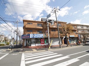 スタンドアップ男山外観写真