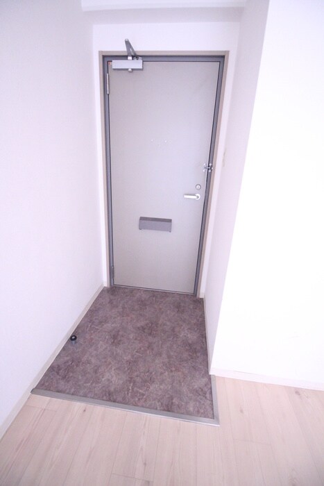 物件内観写真7　(玄関)