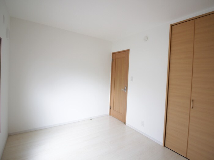 物件内観写真10　(居室)