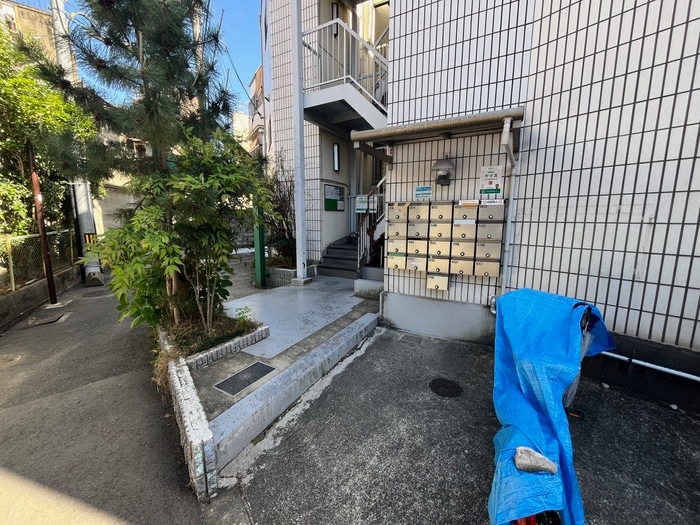 物件外観写真4　(建物設備)