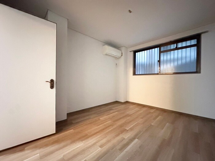 物件内観写真11　(居室)