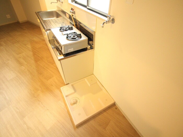 物件内観写真13　(洗濯機置場)