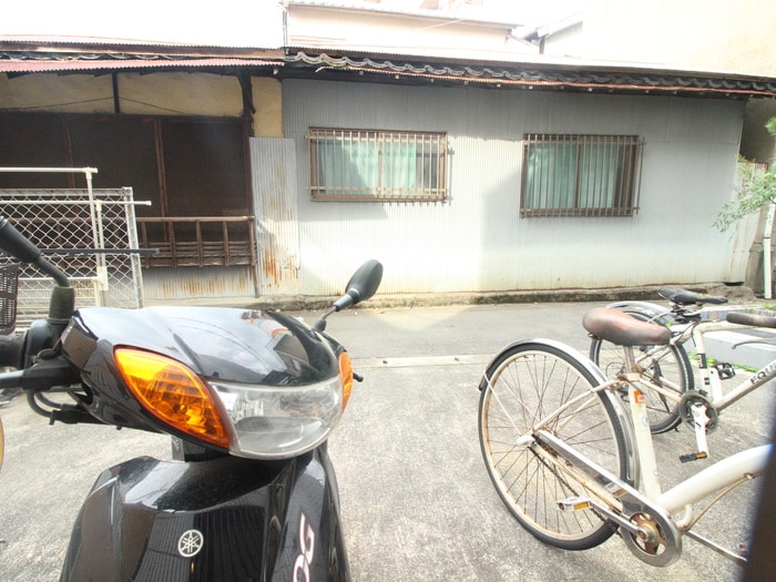 物件内観写真15　(室内からの展望)