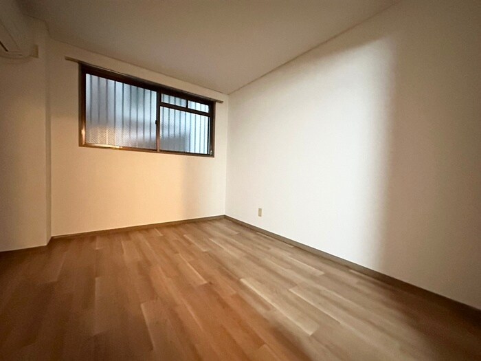 物件内観写真16　(居室)