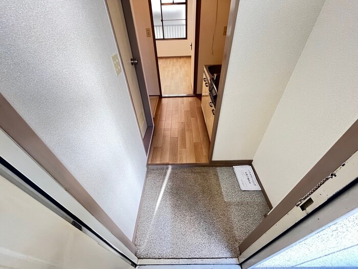 物件内観写真17　(洗濯機置場)