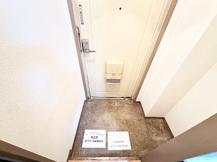 物件内観写真21　(玄関)