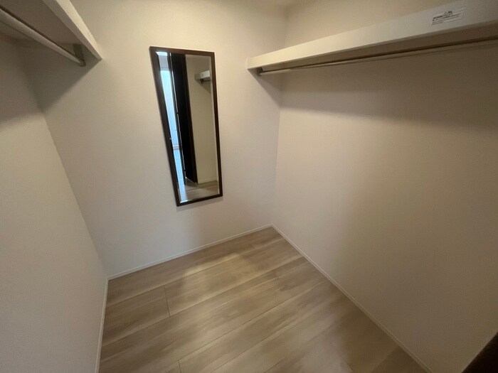 物件内観写真16　(収納)