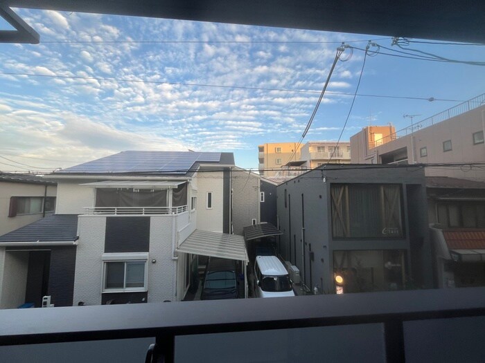 物件内観写真18　(室内からの展望)